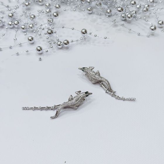 Серебряные серьги с фианитами