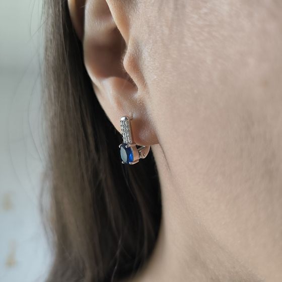 Серебряные серьги с сапфиром nano 1.413ct, фианитами