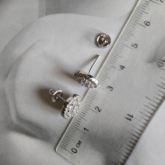 Серебряные серьги с фианитами