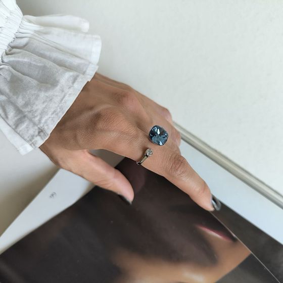 Серебряное кольцо с фианитами