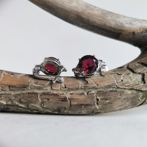 Серебряные серьги с гранатом nano 3.425ct
