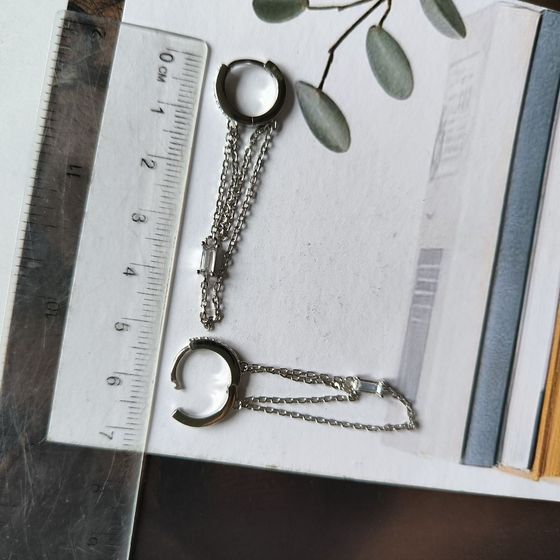 Серебряные серьги с фианитами