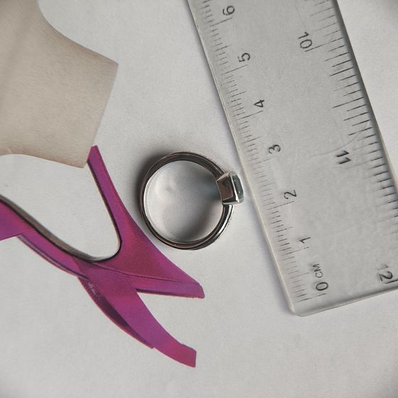 Серебряное кольцо с топазом Лондон Блю 1.053ct