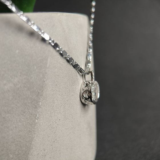 Серебряная подвеска с фианитами