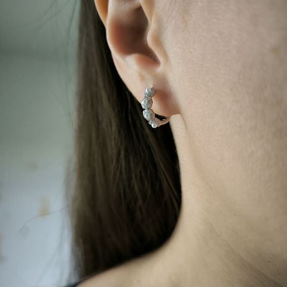 Серебряные серьги с жемчугом, фианитами