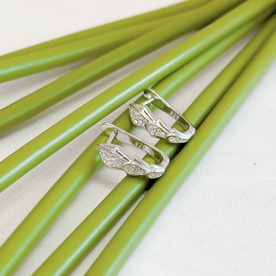 Серебряные серьги с фианитами