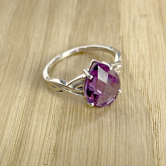 Серебряное кольцо с александритом 4.625ct