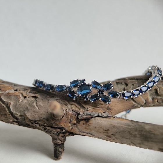 Серебряный браслет с сапфиром nano 5.738ct