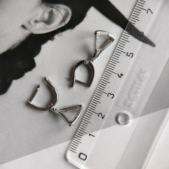 Серебряные серьги с фианитами 0.2ct