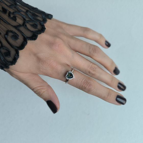 Серебряное кольцо с мистик топазом 0.801ct