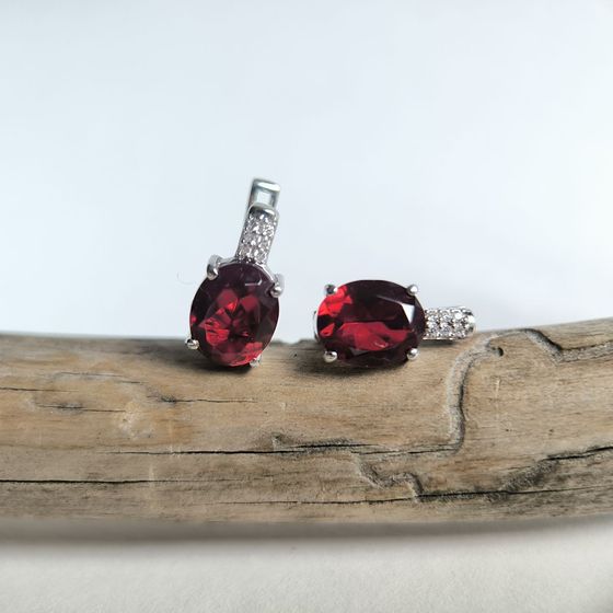 Серебряные серьги с гранатом nano 4.52ct, фианитами