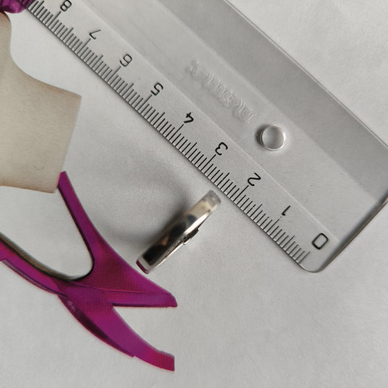 Серебряное кольцо с фианитами