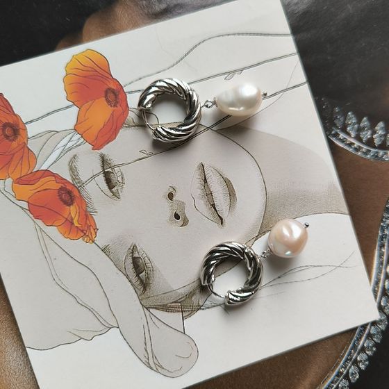 Серебряные серьги с жемчугом барочным