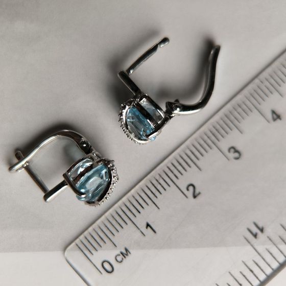 Серебряные серьги с топазом 5.198ct