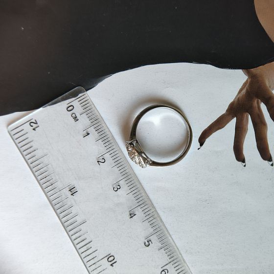 Серебряное кольцо с фианитами