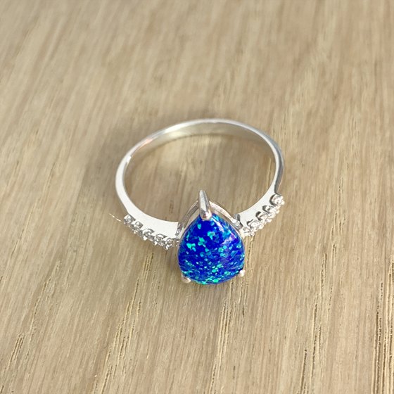 Серебряное кольцо с опалом 1.037ct