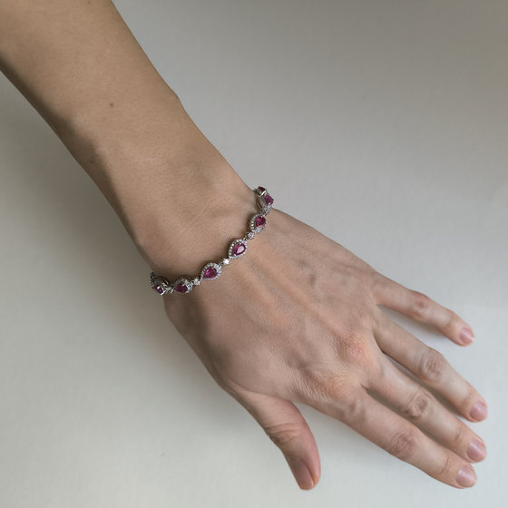 Серебряный браслет с рубином 9.74ct