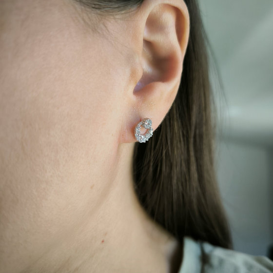 Серебряные серьги с фианитами
