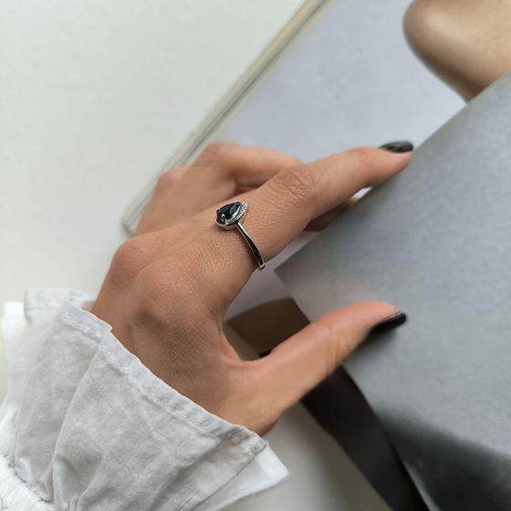 Серебряное кольцо с сапфиром nano 0.588ct