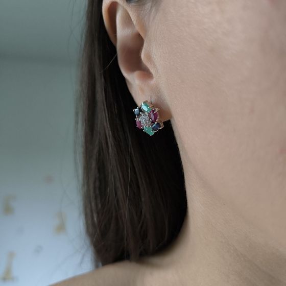 Серебряные серьги с сапфиром 3.567ct, рубином, изумрудом