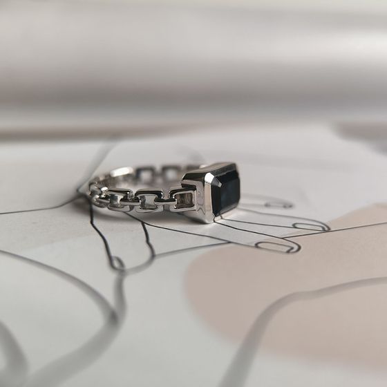 Серебряное кольцо с сапфиром nano 1.467ct