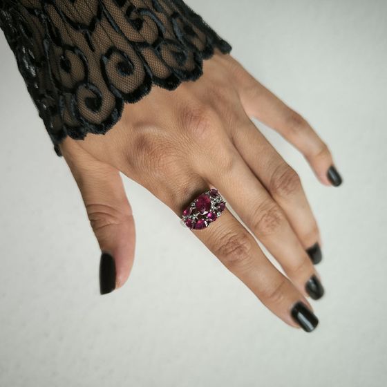 Серебряное кольцо с рубином 4.235ct