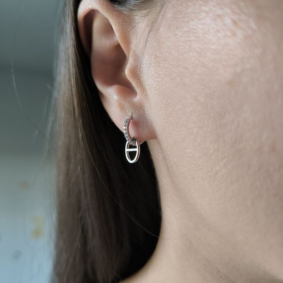 Серебряные серьги с фианитами