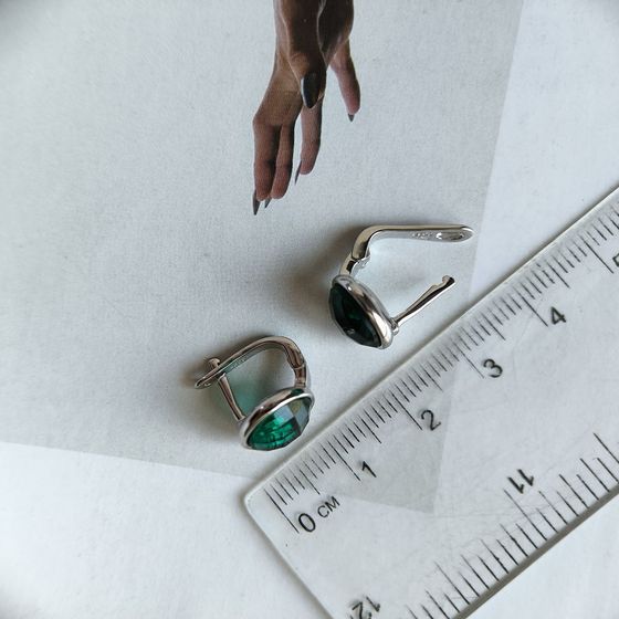 Серебряные серьги с фианитами