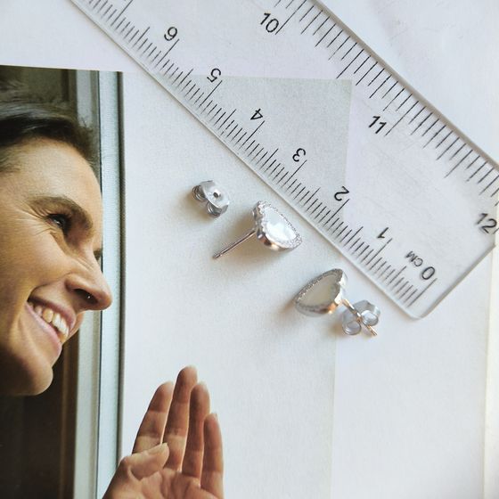 Серебряные серьги с перламутром Серебряные серьги с перламутром