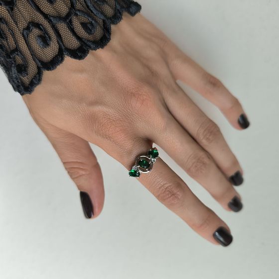 Серебряное кольцо с изумрудом nano 1.16ct