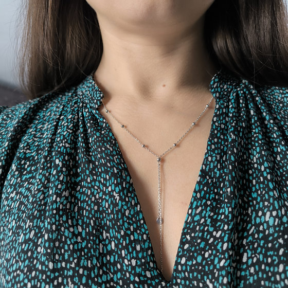 Серебряное колье без камней