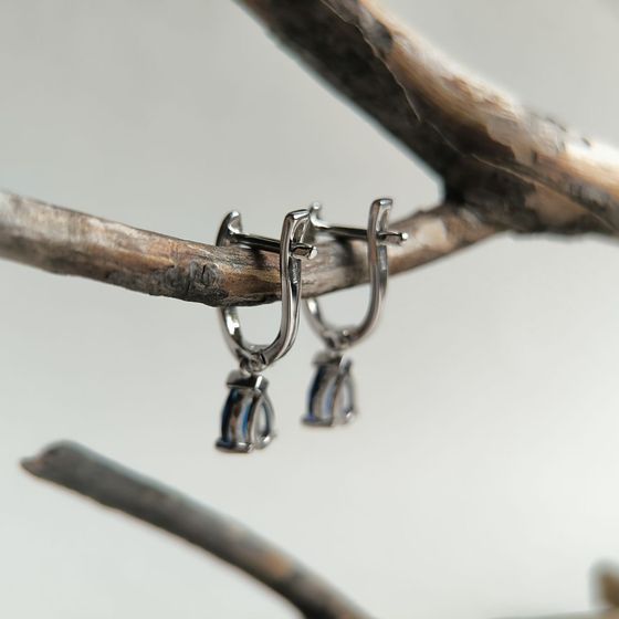 Серебряные серьги с сапфиром nano 1.033ct