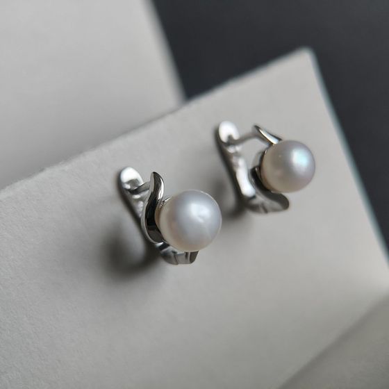 Серебряные серьги с жемчугом