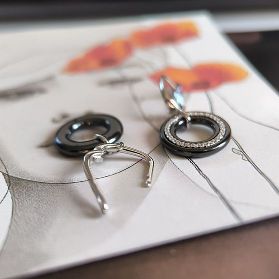 Серебряные серьги с , керамикой