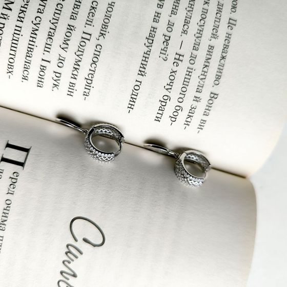 Серебряные серьги с фианитами