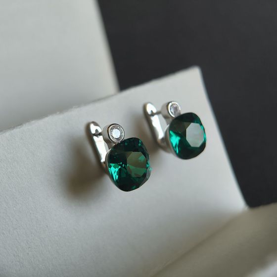 Серебряные серьги с фианитами