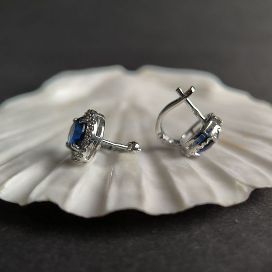 Серебряные серьги с сапфиром nano 3.749ct