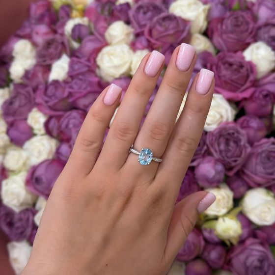 Серебряное кольцо с топазом