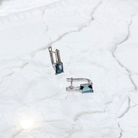 Серебряные серьги с топазом Лондон Блю 2.635ct