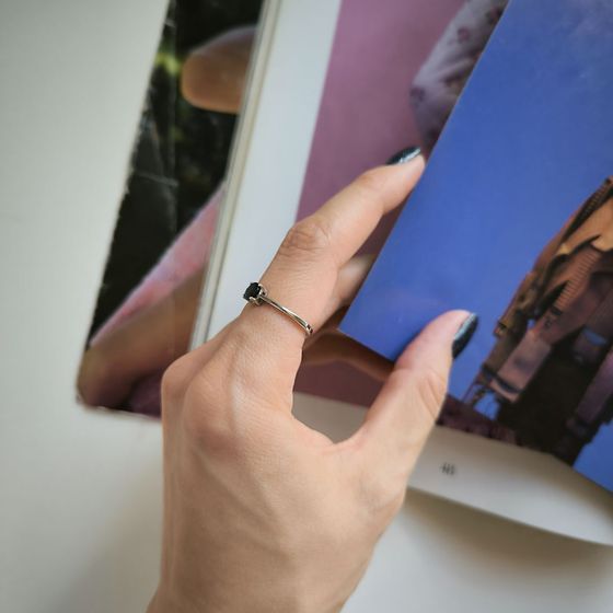 Серебряное кольцо с сапфиром