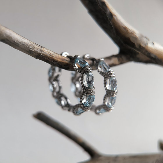 Серебряные серьги с топазом 11.8ct, фианитами