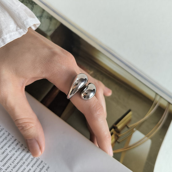 Серебряное кольцо без камней