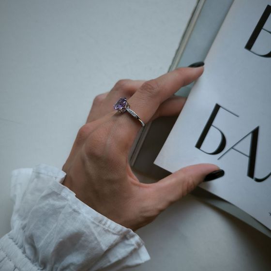 Серебряное кольцо с аметистом Серебряное кольцо с аметистом