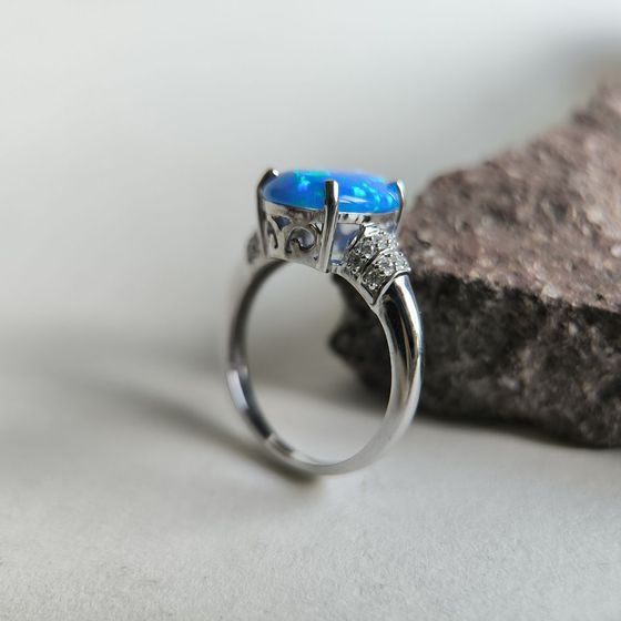 Серебряное кольцо с опалом 2.617ct