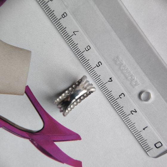 Серебряное кольцо с фианитами