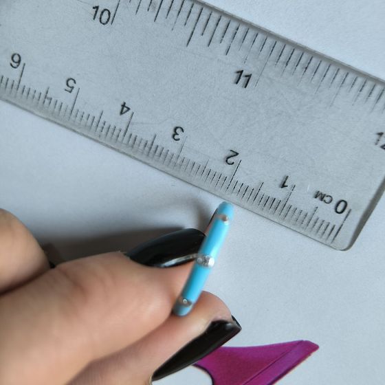 Серебряное кольцо с емаллю, фианитами