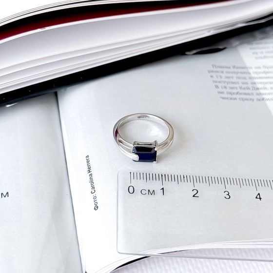 Серебряное кольцо с сапфиром 1.7ct