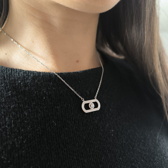 Серебряное колье с фианитами