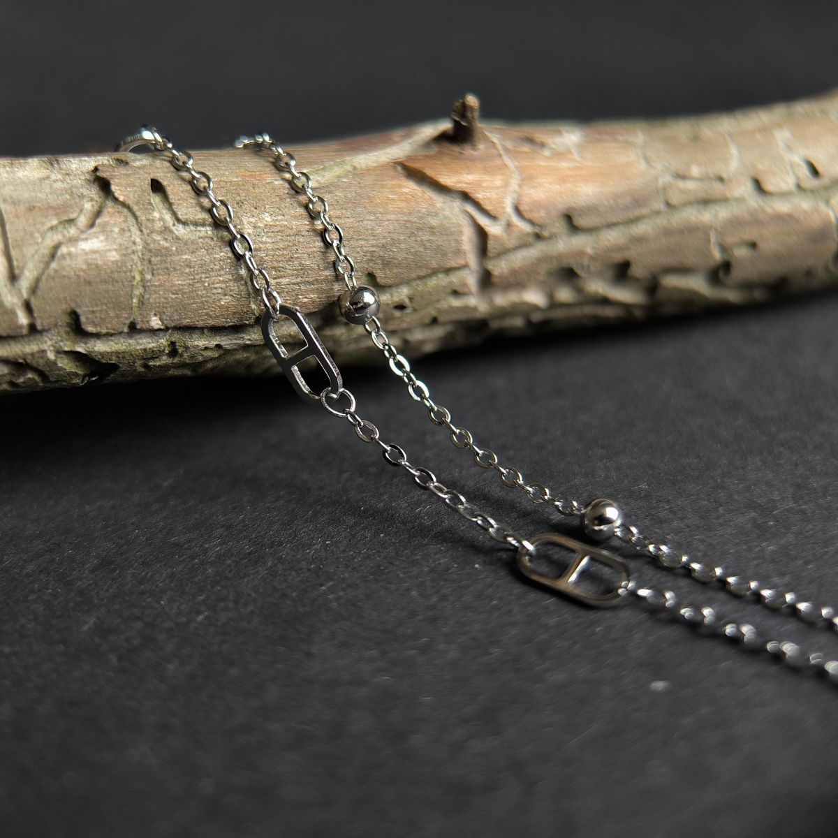 Серебряный браслет без камней