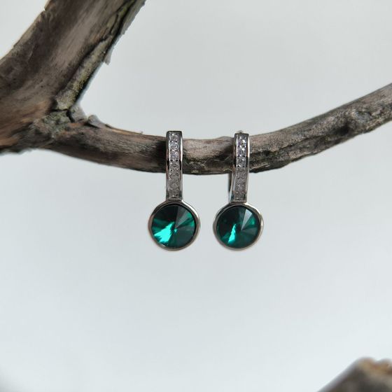 Серебряные серьги с фианитами